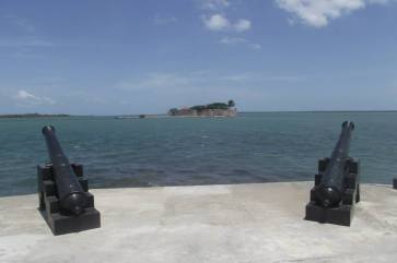Fort Hammenhiel.Horseshoe shape fort with four circular bastions was built to protect Jaffna Peninsula like other Portuguese forts in the peninsula.The Portuguese fort in the island has been built with four circular bastions around 1629 Rights AAN 