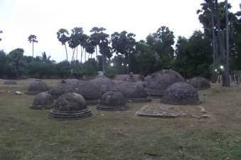 Buddhist Archeological excavations at Kandarodai in Jaffna, ruins dated to the 9th century AD. Rights AAN